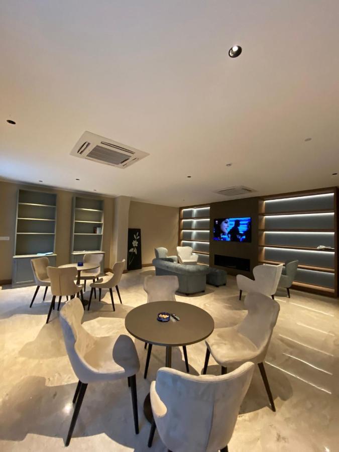 Europa Hotel วาสโต ภายนอก รูปภาพ
